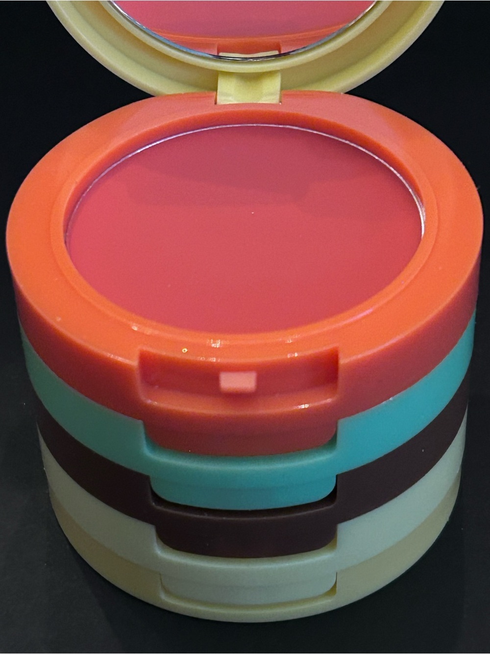 Kevin & Coco 5-in-1 Facial Makeup Set in a Fun & Cute Hamburger 🍔 Case Brand New